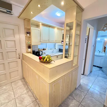 Quiet Anchor * Volos